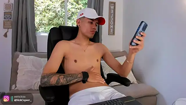 nickcopeer_ - NickCopeer_'s free webcam - UK Sex Cams