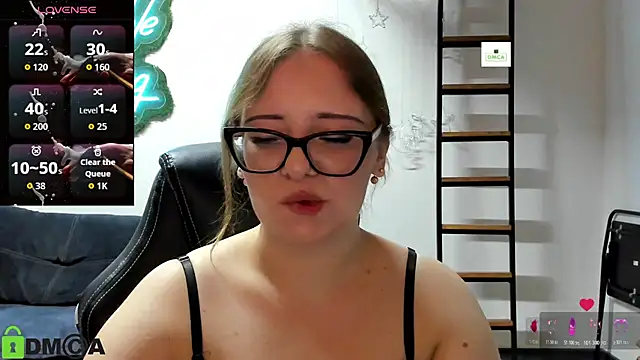 JuliNy_x webcam