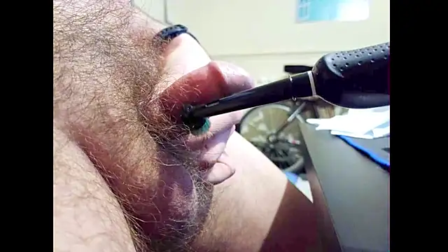 hairyuncut00 webcam