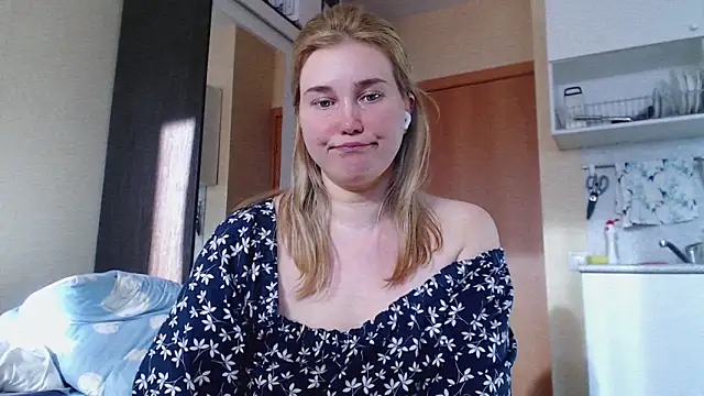 mmmPinUpGirl webcam
