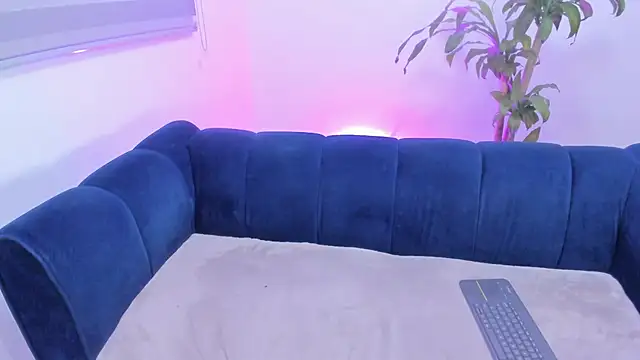 angelrossss live cam on StripChat