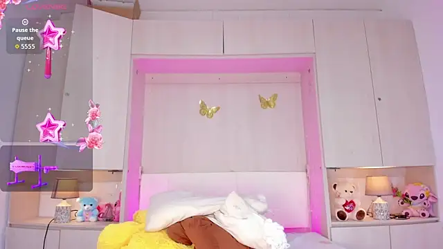 LilyWhitney webcam
