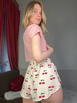 LovelyMiu webcam
