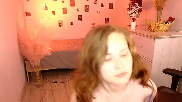 EricaWilds webcam