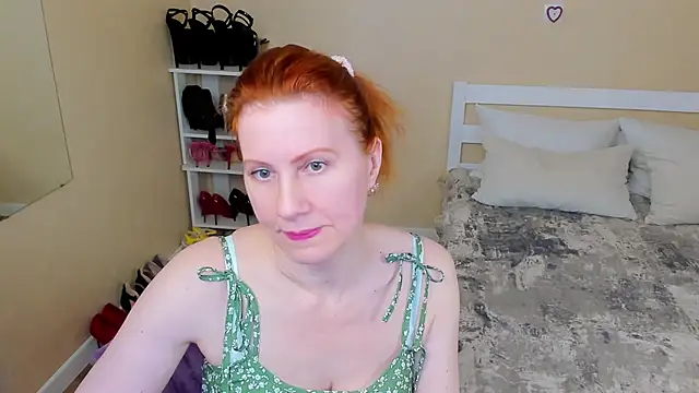 FoxySophia webcam
