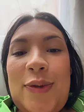 sarita_hos webcam