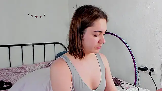 LiyaFly live cam on StripChat