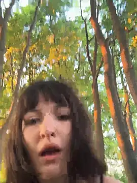 virusDoll live cam on StripChat