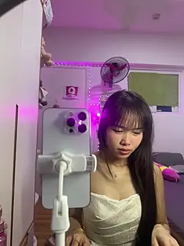 Lov3lily webcam