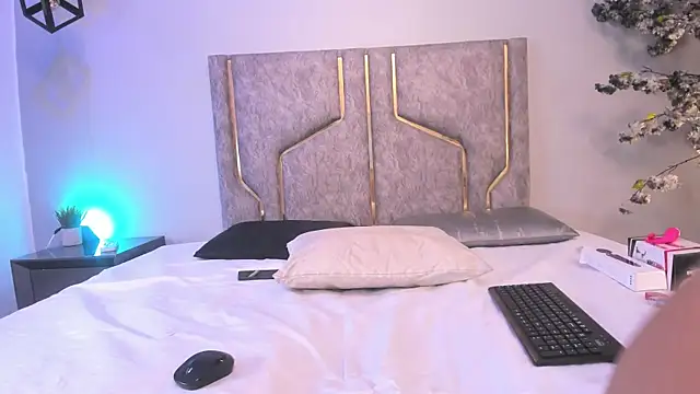 miaakittyy webcam