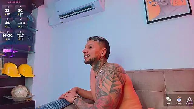 Valentiinoss live cam on StripChat