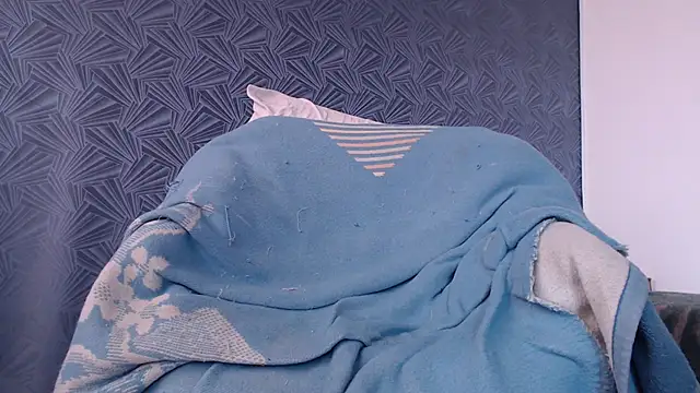 Freyja_eter live cam on StripChat