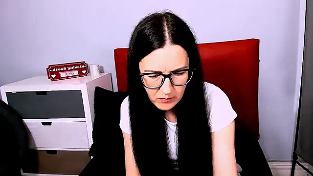 NadiaXlove webcam