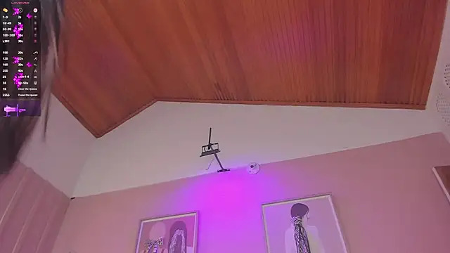 elodie_walker webcam
