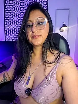 Amber_gold_ webcam