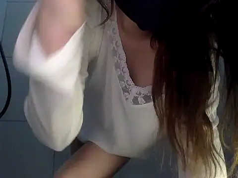Mia_8 webcam
