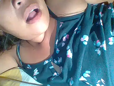 PinayAnne webcam