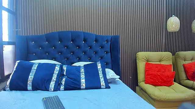 EbonnyShantall webcam