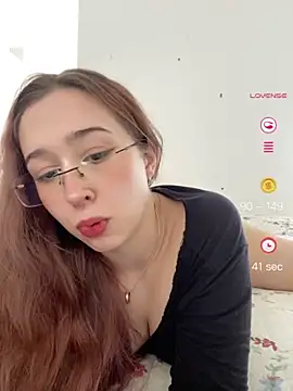 tsuki_chan_on webcam