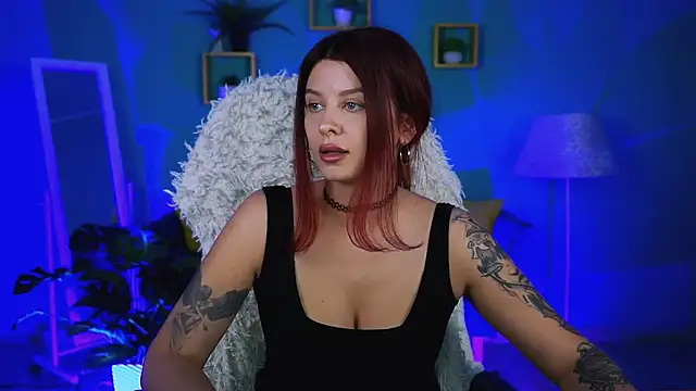 NicoleMun webcam