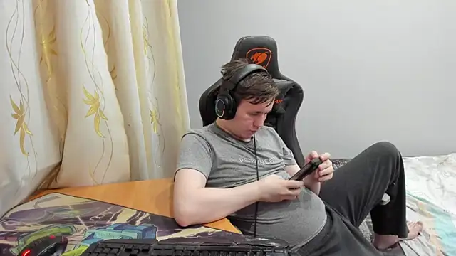 iliaskrislove webcam