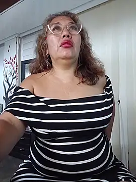 anniecoopeer webcam