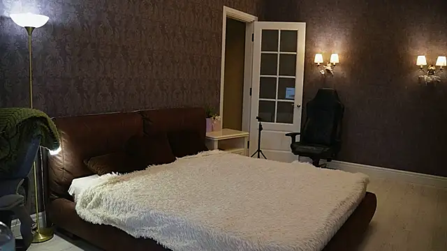 LisaElfy webcam