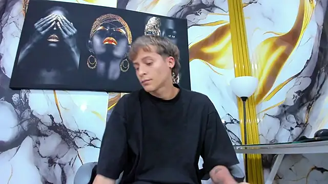 mono_blonde
