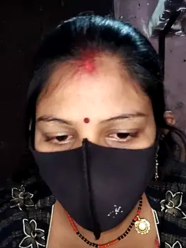 Hotcouplepriya webcam