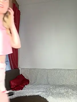 LovelyMiu webcam