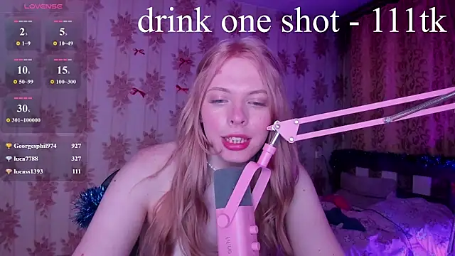 Cutie_Bambi webcam
