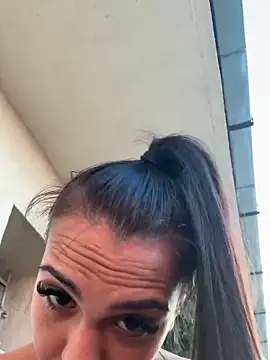 missluna28 - MissLuna28's free webcam - UK Sex Cams