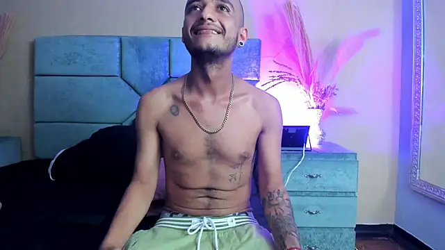 TurnerStar live cam on StripChat