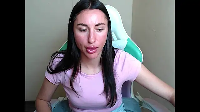 Cammil1a_horn webcam