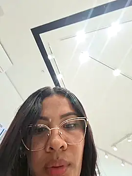 AhslyDuque webcam