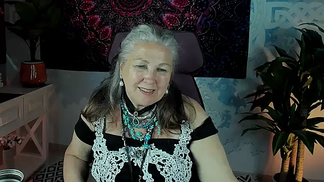 LilaMaharani webcam