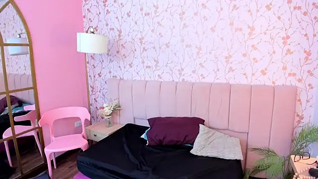 taylor_bennet live cam on StripChat
