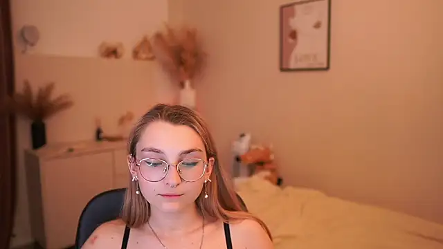 Sophielux18 live cam on StripChat