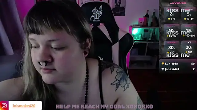 Bdsm_and_fries webcam