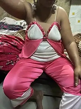 Meera_xxx webcam
