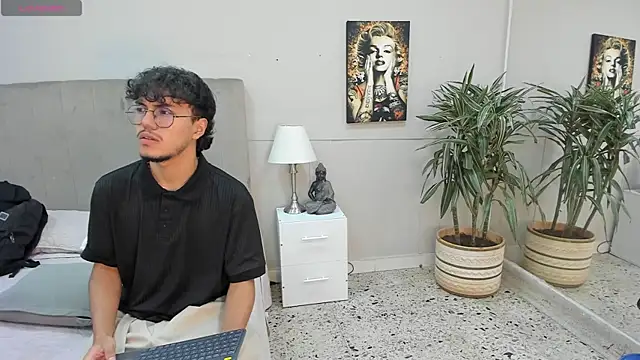 kai_storn webcam