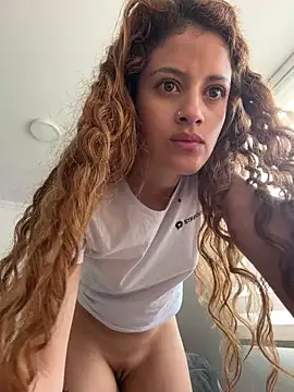 alana15 webcam