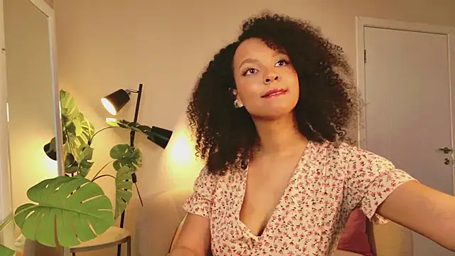 Tiana_Toffee webcam
