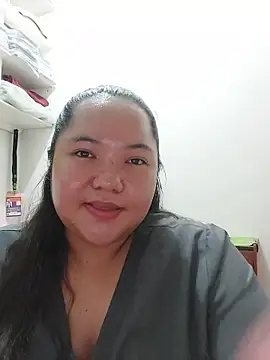 LianaCruzado webcam