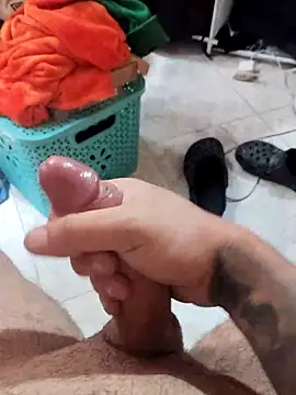 HallowedMilan webcam