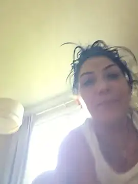 LittleMissEeve webcam