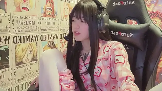 SNAKEgirlQAQ webcam