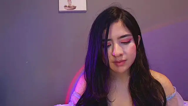 adara_johnson__ webcam