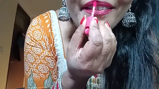 YourDesi_Laila_ webcam