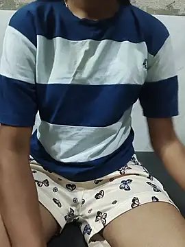 Shanaya_001 webcam